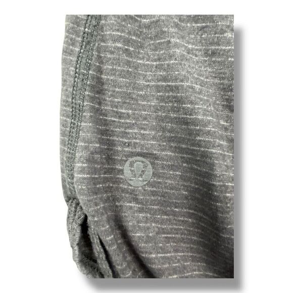 Lululemon Razorback Tank Top Size Small - Picture 5 of 6
